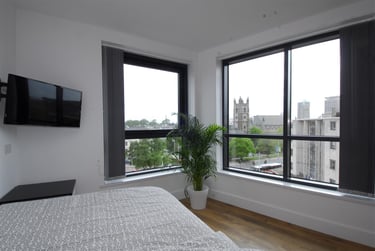 1 bed studio, 2A Old Town Street, City Centre, Plymouth, PL11AE - Image 1